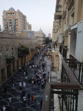 Luxury Spacious Flat In The Heart of Baku